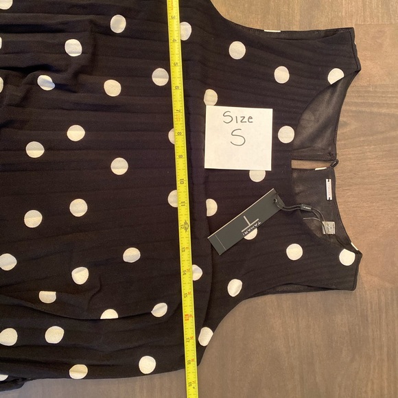 🆕Tahari polka dot pleated sleeveless dress - Picture 11 of 13